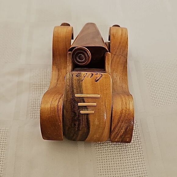 Cuba Hand-Made Vintage Antique Ford Wooden Toy Car 6"- 3" - Picture 11 of 16